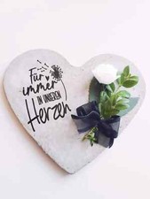 Herz aus Beton mit Schriftzug