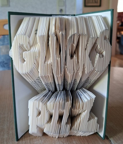 Gefaltetes buch deko - buch, deko-objekt